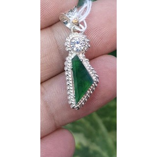 จี้หยก 翡翠吊坠 (Jade Pendant)