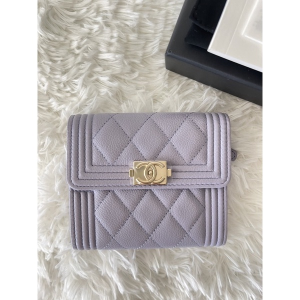 กระเป๋าสตางค์ Chanel 3 พับ kept unused