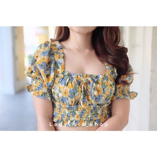 Lady2sis : Lovely Flower Crop 🌼🌾 เสื้อครอปแขนตุ๊กตา ลายลูกไม้ พร้อมส่ง❗️