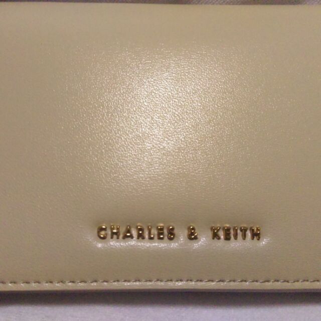 Charles&Keith