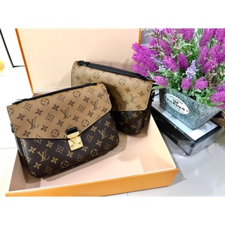 New LV Pochette Metis in Monogram Reverse DC21