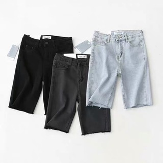 Denim Bermuda stretch shorts ใส่โค้ด SAYASEP1 ลดทันที 65 บาท ขั้นต่ำ 500.-