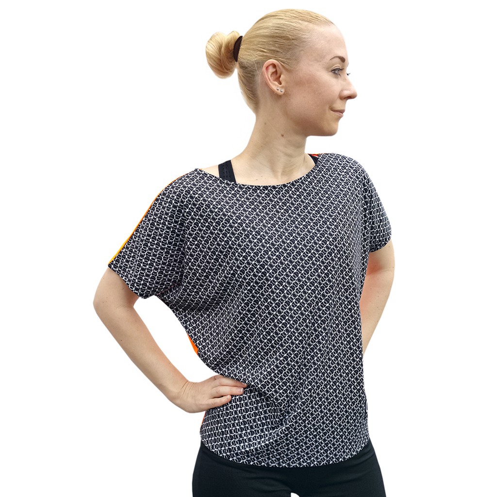 CARRO 3sixty Womens Top สีดํา