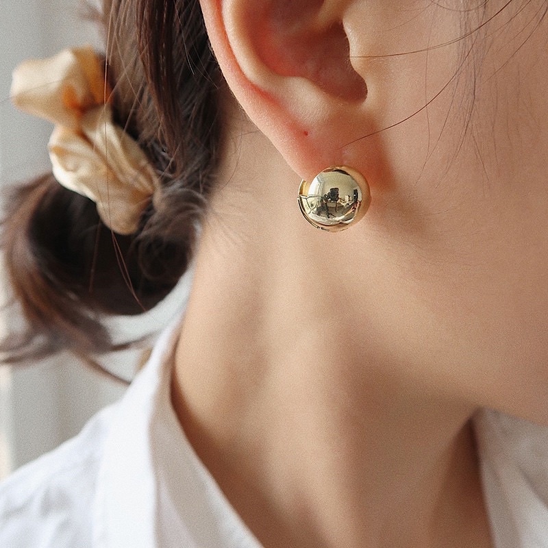 (สั่งในไลฟ์ ลด50%)พร้อมส่ง Gold ball earrings