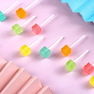 Mini lollipop อมยิ้มมินิ อมยิ้มจิ๋วทรงลูกเต๋ารสผลไม้ 50-100ชิ้น (1ชิ้น/3กรัม) สีสันสดใส อบยิ้มสผลไม้คละสี