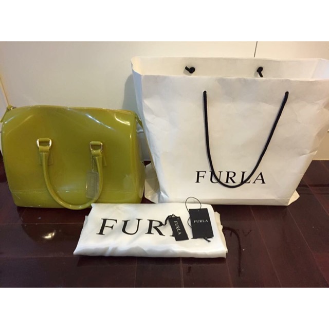 Furla candy bag แท้จาก central world อปกแน่น