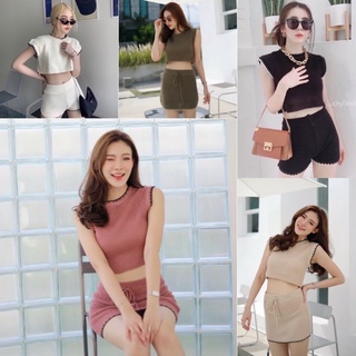 loftyshop11ชุดเซท 2ชิ้นงานไหมพรมเสื้อกล้ามตัดขอบสีกางเกงขาสั้น/กระโปรงไหมพรมน่ารัก