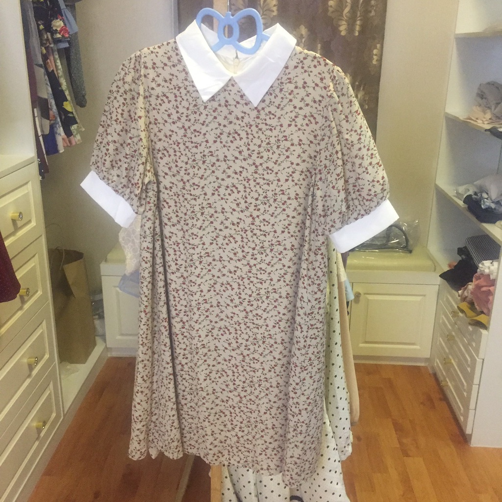 เดรสทรงปล่อย ซิปหลัง BKC คอปก สีครีมลายดอกไม้ แขนสั้น น่ารักมาก มือสอง ไม่มีตำหนิ