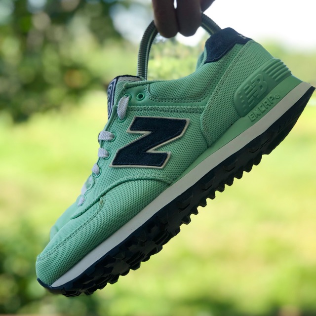 รองเท้ามือสองแท้ - New balance รุ่น WL574 HRI (Mint) ส่งฟรี