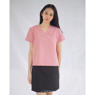 Dressii Basic V Top - คอวีทรงตรงใส่สบาย ไม่ยับง่าย