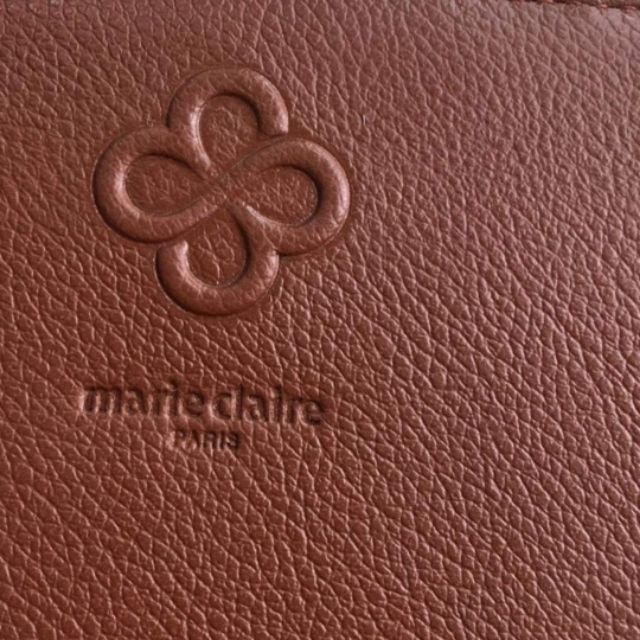 กระเป๋าสตางค์หนังแท้ Marie Claire