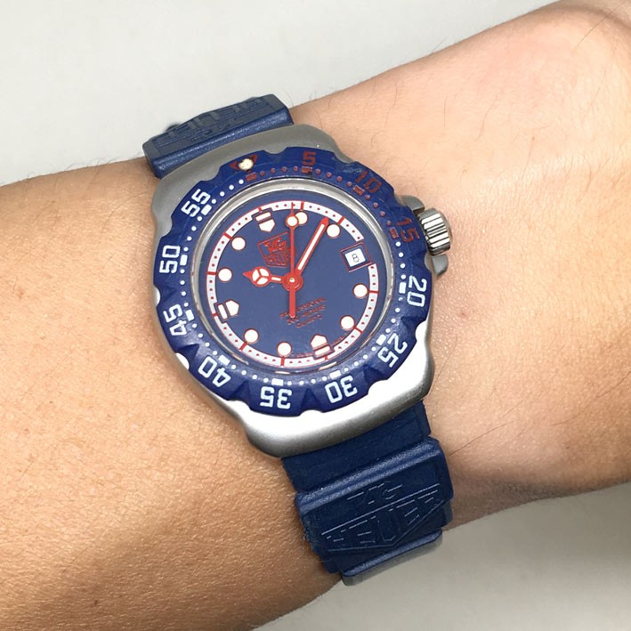 นาฬิกามือสอง ของแท้ TAG HEUER formura1 ขนาด lady size 28mm หน้าปัดน้ำเงินพิมพ์หลักเวลาพรายน้ำ
