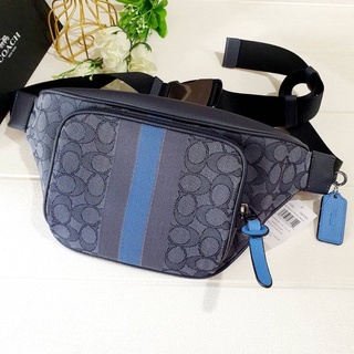 (ผ่อน0%) กระเป๋าคาดอก คาดเอว  COACH THOMPSON BELT BAG IN SIGNATURE JACQUARD WITH VARSITY STRIPE C5386 ลายซีสีน้ำเงิน