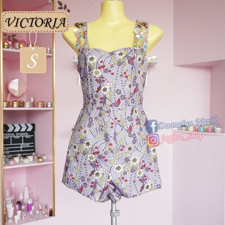 ( โล๊ะตู้ ส่งต่อ ) จั๊มสูทงานก็อปโครเซต ปัก 3D งานป้าย : Victoria