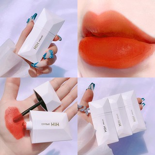 Lips HIH perfect flat ลิปสติก เนื้อแมท แพคเกจสีขาว เรียบหรูดูแพง