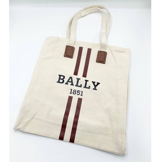 BALLY STRIPE 1851 LOGO PRINT CANVAS TOTE BAG IN NATURAL กระเป๋าถือ สะพายไหล่ แบรนด์บาลลี่ย์ ผ้าแคนวาสสีขาว