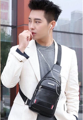 (w89)กระเป๋าคาดอกผู้ชาย 4ซิป2ระดับ งานหนังมันเงา bagdance