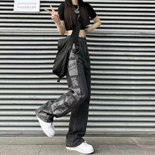 Swan shop แฟชั่นกางเกงยีนส์เอวสูง ขากระบอกใหญ่ 🧸ด้านข้างพิมพ์ลายหมี🧸 วินเทจ ทรงสวย มีครบไซส์พร้อมส่งค่ะ