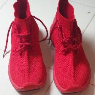 รองเท้าหุ้มข้อ สีแดง size42