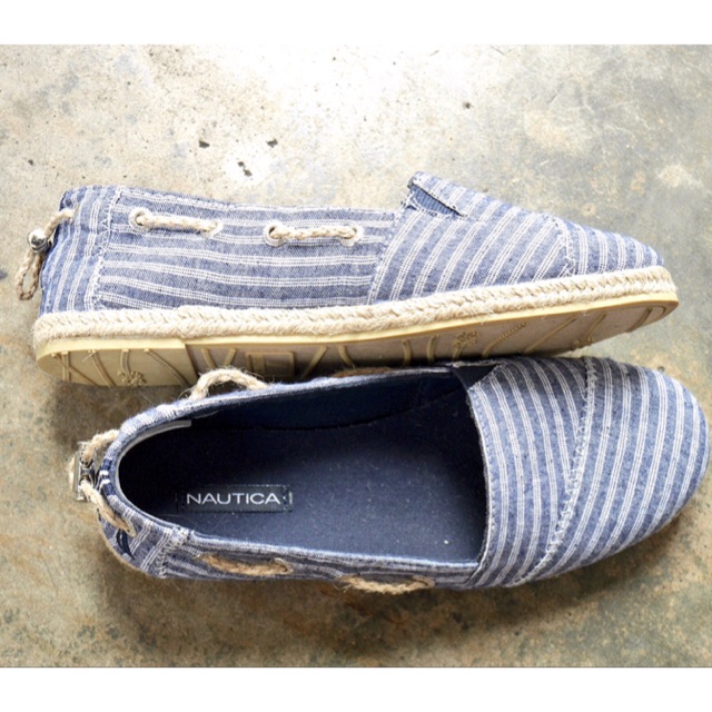 รองเท้ามือสอง Nauticaแท้100%