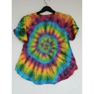 เสื้อมัดย้อมคอกลมเข้ารูปชายบาน ใส่แล้วเพรียว ใส่แล้วผอม