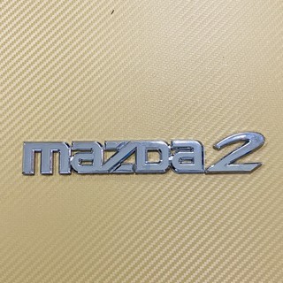 โลโก้* mazda 2 ( เลข 2 แยก ) สีชุบโครเมี่ยม