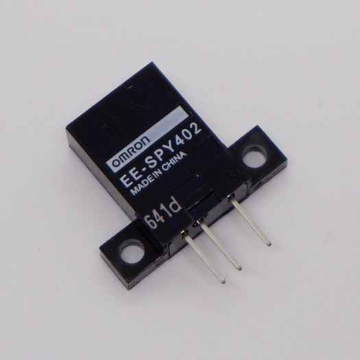 EE-SPY402 Omron Retroreflective Photoelectric Sensor, Block Sensor, 5 mm Detection Range