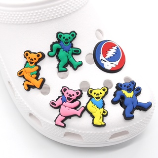 จี้โลโก้ Crocs Charms Jibbitz Clogs PVC เหมาะกับของขวัญวันขอบคุณพระเจ้า สําหรับตกแต่งรองเท้าเด็ก