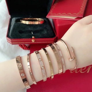 พร้อมส่ง เครื่องประดับ กำไล กำไลเพชร กำไลมือรอบวง ใน 17 ซ กำไลสแตนเลส สลักน็อต หน้าบาง งานเพชร/ และไม่เพชร