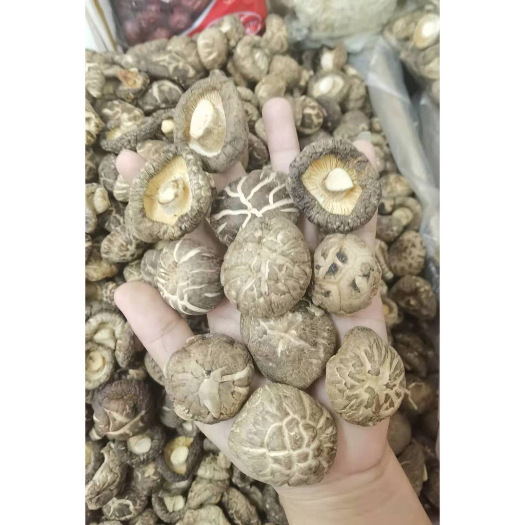 เห็ดหอมแห้งธรรมชาติ เบอร์ AA3 200g&500g（香菇AA3）เห็ดหอมสามารถกระตุ้นม้ามและความอยากอาหาร เนื่องจากเห็ดเองมีสารที่มีกลิ่นหอ