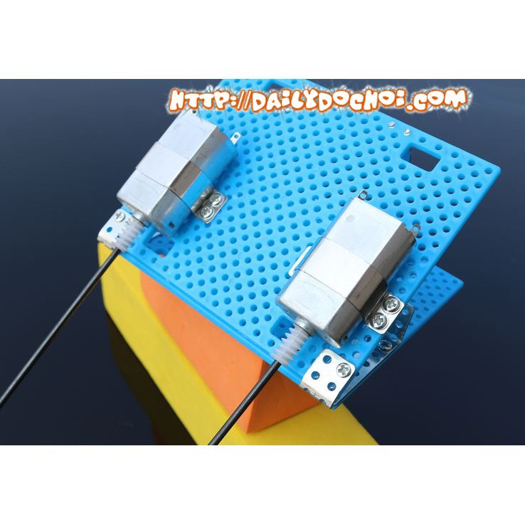 T8C ชุดใบพัดเรือ 2 ใบพัด ผลิตจากเครื่อง 130 ใหม่ 100%