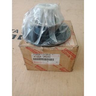 677. 41204-0K030 หน้าแปลนเพลากลาง FORTUNER ปี 2005-2007 ของแท้ เบิกศูนย์ โตโยต้า Toyota (TTGSHO)