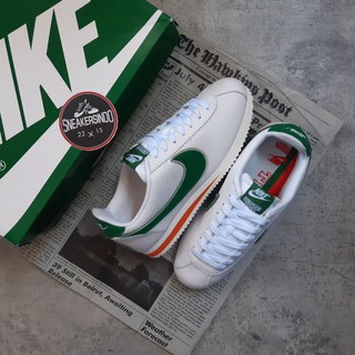 Nike Cortez Classic Leather Hawkins X Stranger Things รองเท้าผ้าใบลําลอง สําหรับผู้ชาย ผู้หญิง สีขาว สีเขียว