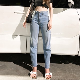 LIGHT BLUE DENIM กางเกงยีนส์