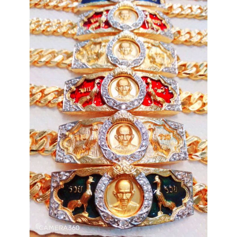 เลสเม็ดกระดุมกฐินปี62 หลวงพ่อรวย หนัก4บาท กรอบทองสูตรแท้ เพชรCZ ไม่ลอกไม่ดำ.