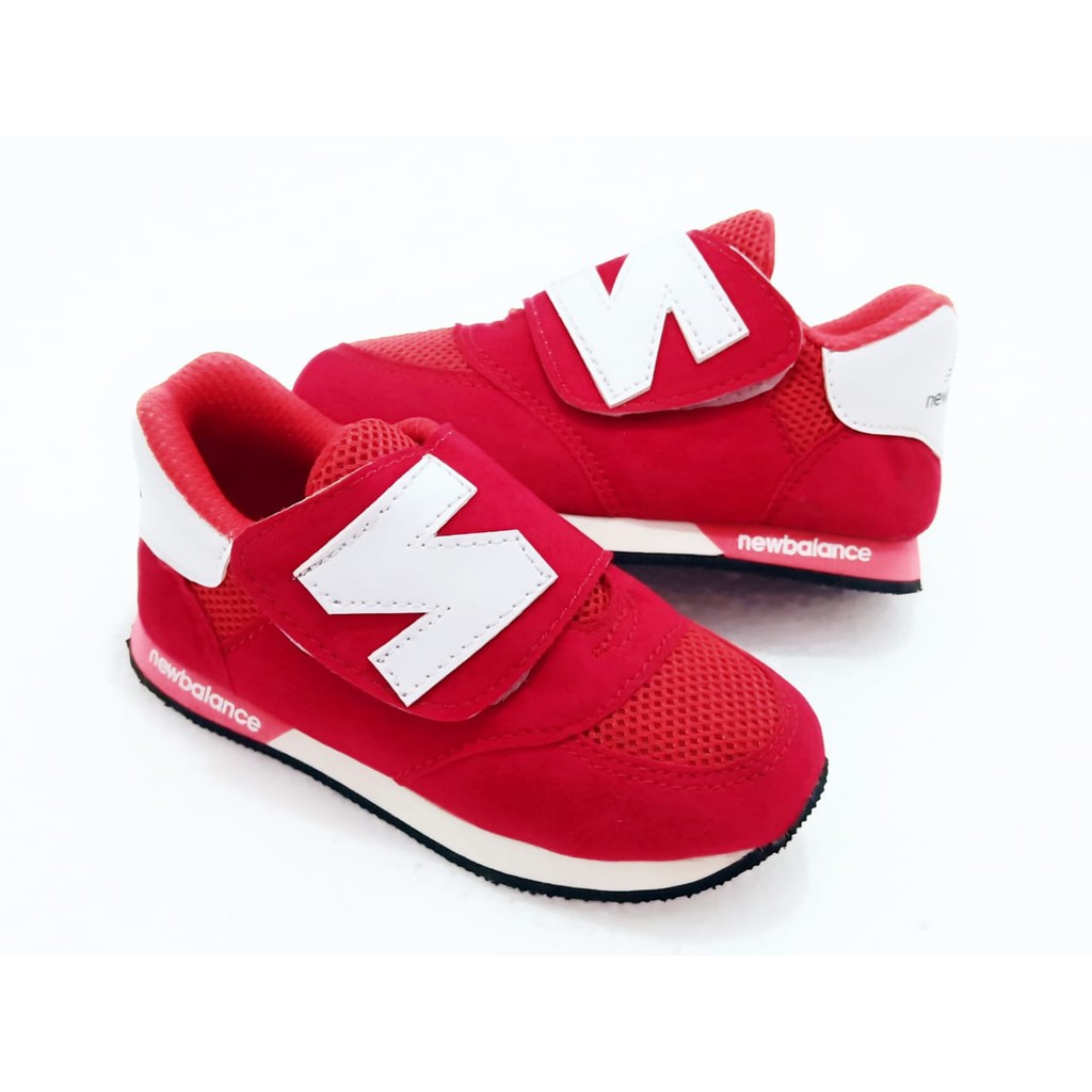 Merah Nu Red รองเท้าเด็ก รองเท้าเด็ก