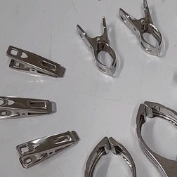[พร้อมส่ง] ที่หนีบผ้าสแตนเลส คลิปหนีบผ้า คุณภาพดี ปากคลิปมีแรงดึงที่ดีและ ไม่เป็นสนิมง่าย ราคาถูก - รูปที่ 7