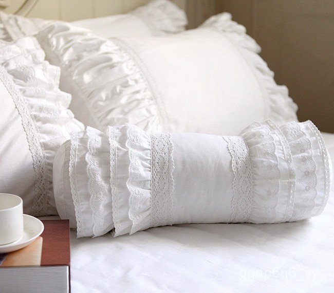 white lace cushions