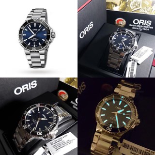 Oris Aquis Date สี Deep Blue