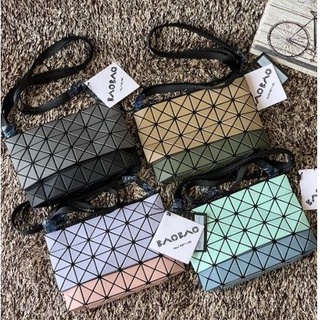 Baobao Prism Kangaroo crossbody bag