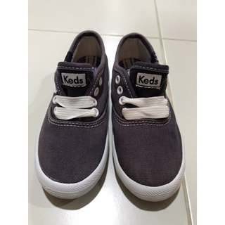 รองเท้าเด็ก ยี่ห้อ Keds ขนาด 15 มือสองญี่ปุ่น (สภาพ 98%) คัดพิเศษ