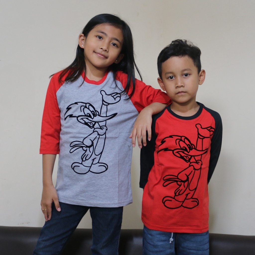 REGLAN 3/4 WOODY WOODPECKER KIDS T-Shirt - Premium Velvet Cute Cartoon Raglan Kids T-Shirt REEDSHARK