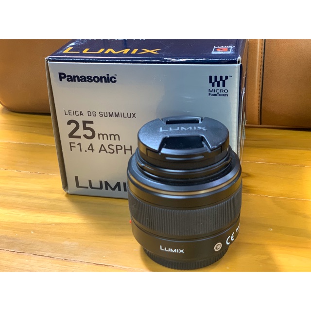 เลนส์ Panasonic Leica DG Summilux 25mm f1.4