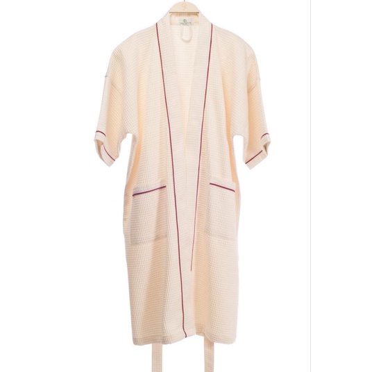 กรีน ค๊อตตอน ชุดคลุม สีครีม กุ้นแดง (SIZE M) Green Cotton Classic Bathrobe (Waffle Fabric with Red Lining) (SIZE M) 1307