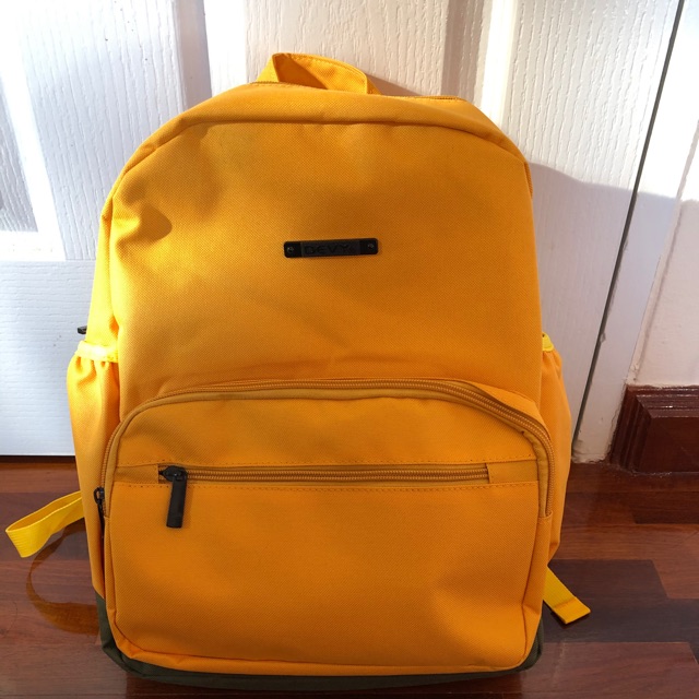 กระเป๋าเป้ Devy สีเหลืองสวย