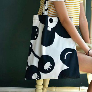 RINA totebag- Black Blooming (กระเป๋าผ้า กระเป๋าสะพายข้าง กระเป๋าไปเรียน กระเป๋าเคียง  กระเป๋าสะพายไหล่)