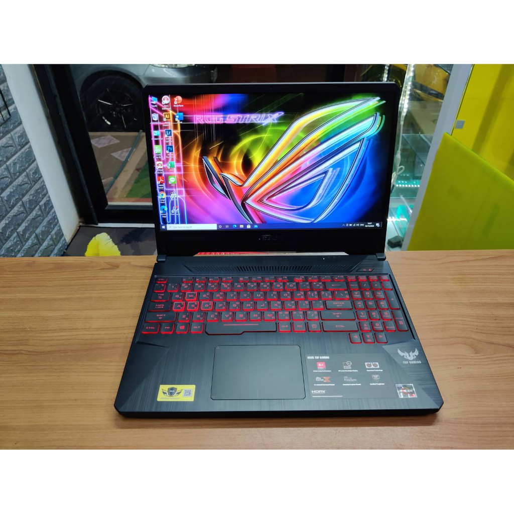 โน๊ตบุ๊ค Asus FX505DY Ryzren5 ซีพียู 4 คอร์ 8 เทรด คีย์บอดไฟแดง เครื่องสวย ประกันศูนย์ยาวๆ