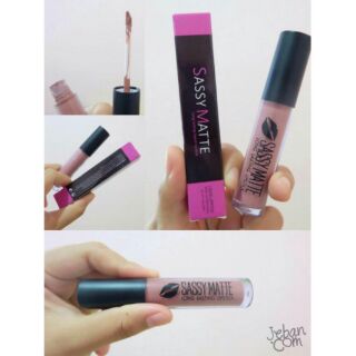 ลิปสติกเนื้อแมทนำเข้า Sassy matte