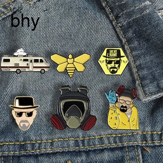 เข็มกลัดโลหะ รูปการ์ตูนอนิเมะ Breaking Bad Gentleman Killer Pins BR BA Enamel Pins Movie Fans เหมาะกับของขวัญ สําหรับผู้หญิง