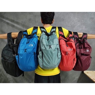 กระเป๋าเป้ The North Face 17L